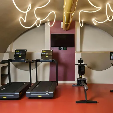 Urbana, A Tribute Portfolio Hotel Rome